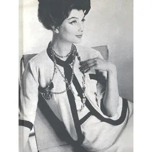 Afbeelding van Vogue over Coco Chanel
